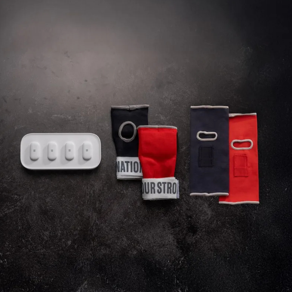 Комплект умных трекеров и перчаток для бокса и кикбоксинга. FightCamp Connect Комплект умных трекеров и перчаток для бокса и кикбоксинга. FightCamp Connect